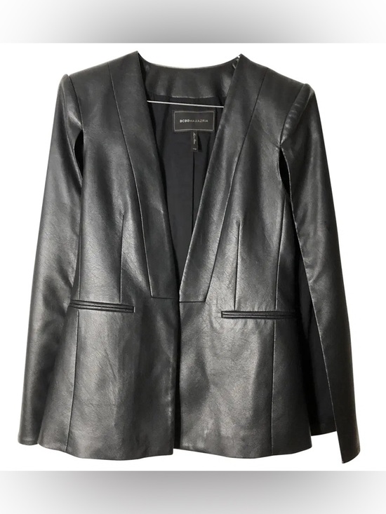 BCBGMaxAzria Jackets & Blazers - BCBGMaxAzria Black Faux Leather Open-Front Blazer